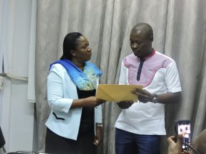 Remise-de-dossiers-scaled