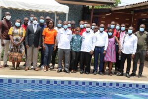 Du 18 au 24 avril 2021, s’est tenu à Grand-Bassam l’atelier d’élaboration du rapport de l’évaluation de la file active dans les établissements sanitaires prenant en charge les PVVIH mises sous traitement antirétroviral en Côte d’Ivoire.