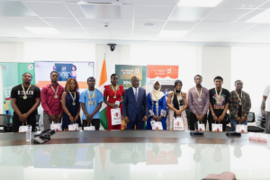 CEREMONIE OFFICIELLE DE REMISE DE PRIX AUX LAUREATS DU JEU CONCOURS A L’ASSAUT DU SIDA [AADS]