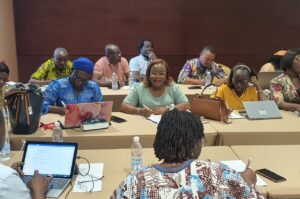 ATELIER A MI-PARCOURS DU PROJET TPE-ADVIH : << AUTO DEPISTAGE DU VIH EN COTE D´IVOIRE : PASSAGE A L´ECHELLE NATIONALE D´UN OUTIL INNOVANT POUR UN ACCES AMELIORE AU DEPISTAGE DES POPULATIONS LES PLUS A RISQUE>> (TPE-ADVIH)